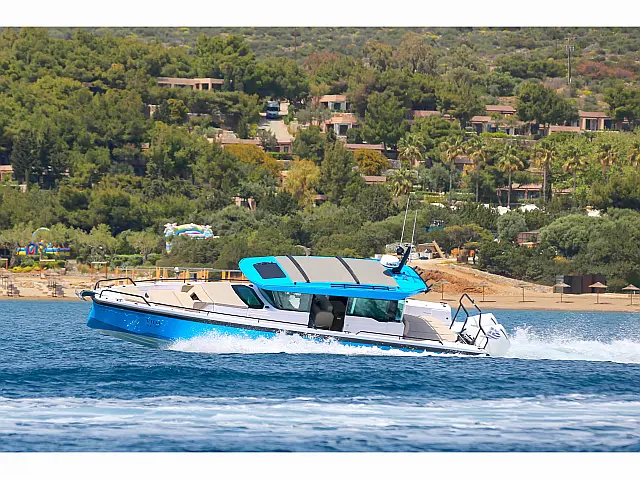 Axopar 37 XC Cross Cabin (1 cabin) - [External image]