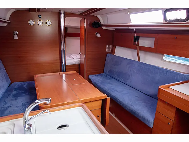 Dufour 335 Grand Large - [Internal image]