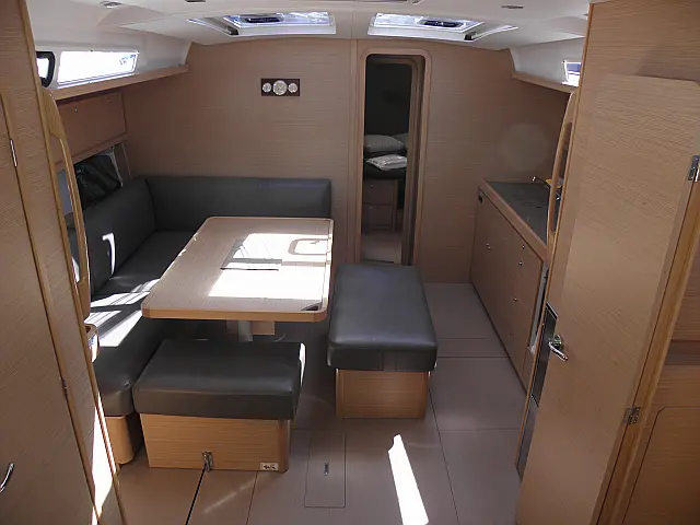 Dufour 460 Grand Large 5Cab - [Internal image]