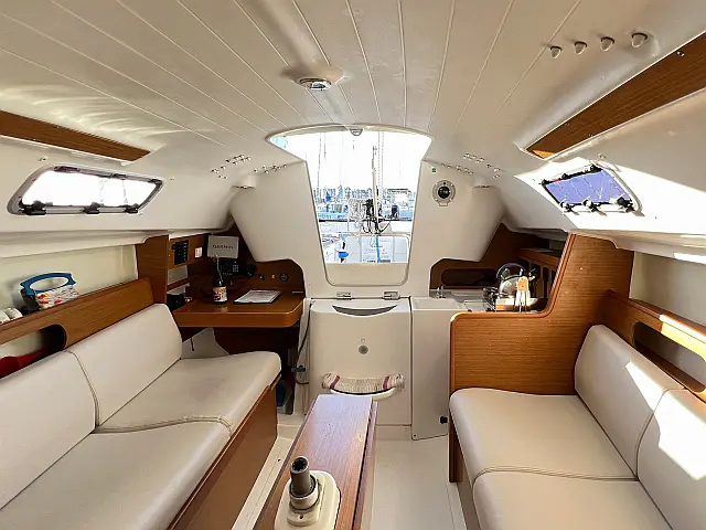 First 25 S - [Internal image]