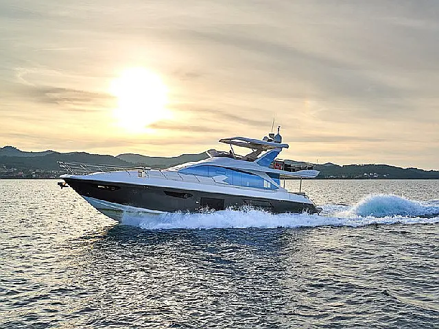 Azimut 72 - [External image]
