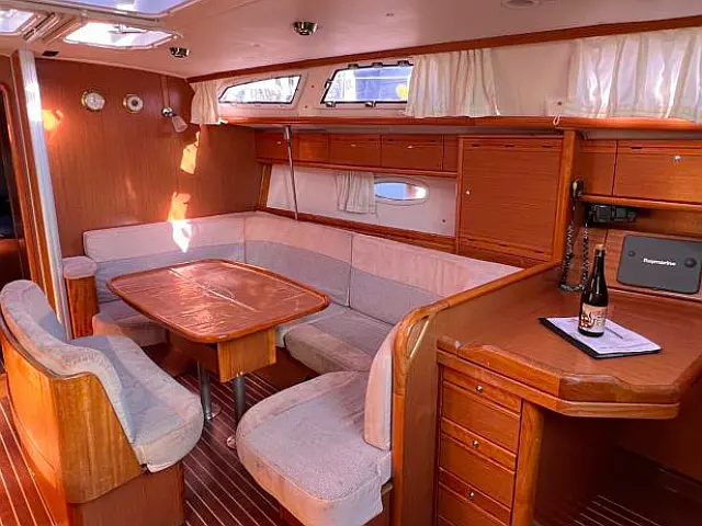 Bavaria Cruiser 40 - [Internal image]