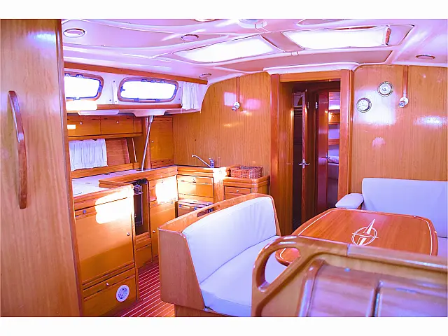 Bavaria 46 Cruiser - [Internal image]