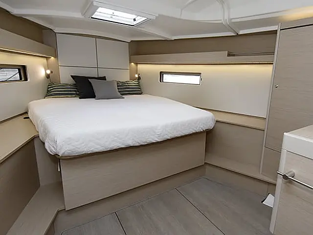 Oceanis 40.1 - Beneteau - First Line - [Internal image]