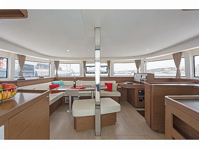Lagoon 42 A/C & GEN - [Internal image]
