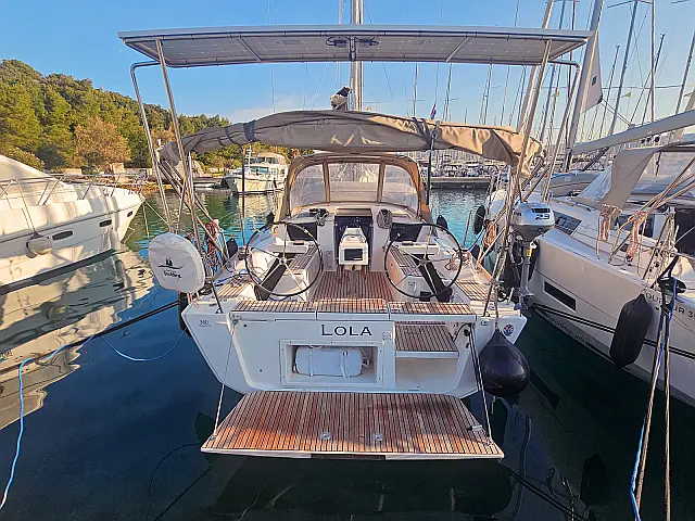 Dufour 360 Grand Large - [External image]