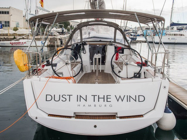 Sun Odyssey 389 - [External image]