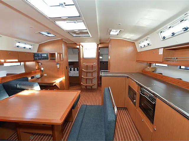 Bavaria Cruiser 45 - [Internal image]