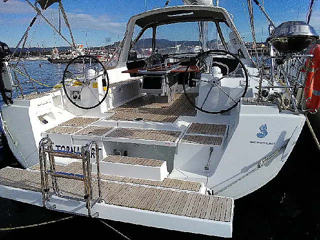 Oceanis 45 - [External image]