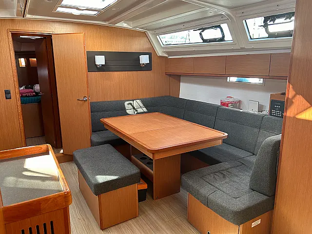 Bavaria 46 Cruiser - [Internal image]