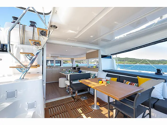 Lagoon 43 owner's version - [Internal image]