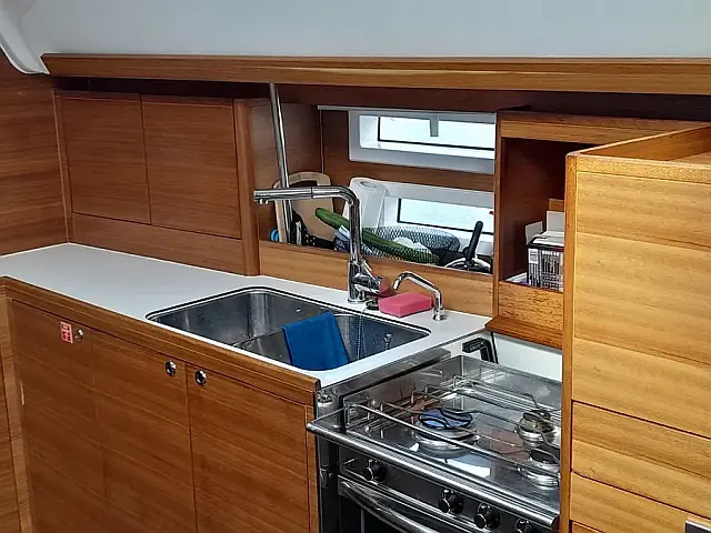 Elan Impression 45.1 - [Internal image]