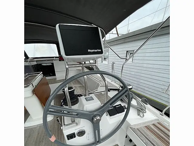 Elan Impression 50 - [Internal image]