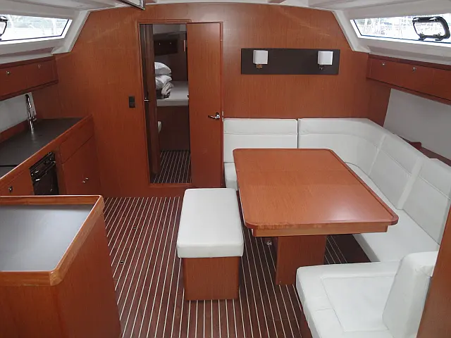 Bavaria 46 Cruiser - [Internal image]