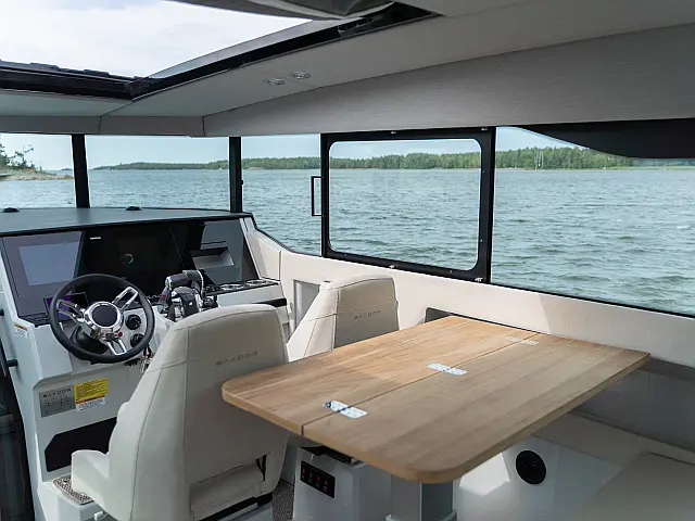 Saxdor 320 GTC - [Internal image]