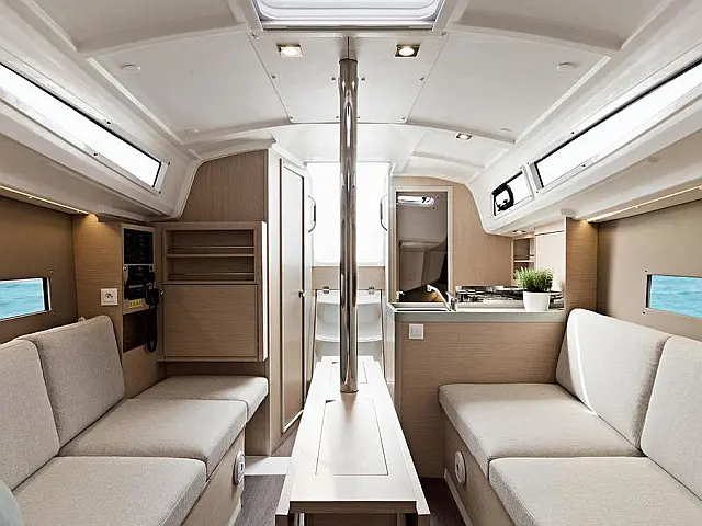 Moorings Oceanis 30.1 - [Internal image]