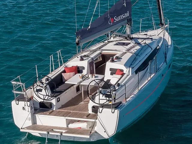 Sunsail 38.0 - [External image]