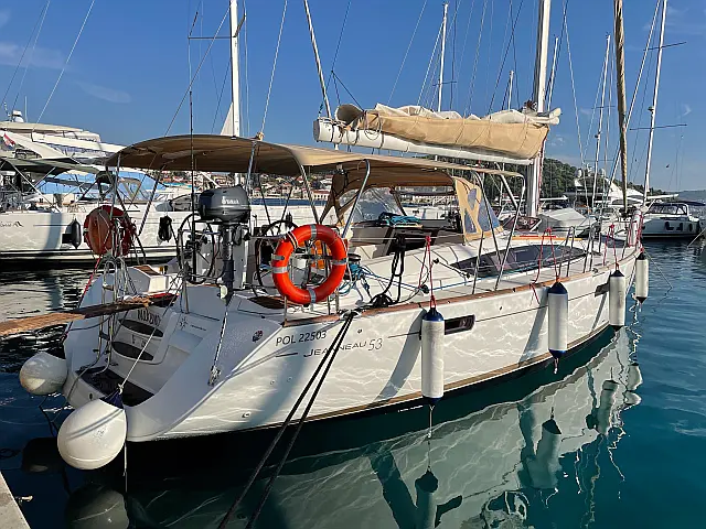 Jeanneau 53 - [External image]