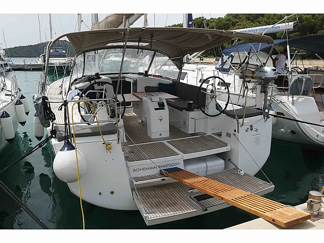 Sun Odyssey 440 - 3 cabins - [External image]