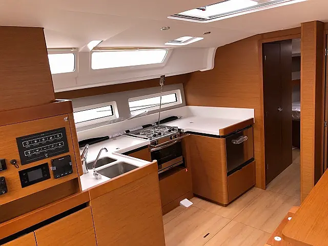 Sun Odyssey 490 - [Internal image]
