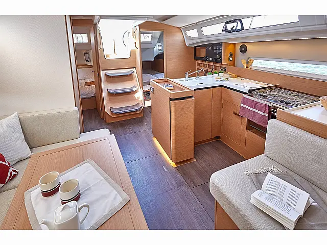 Sun Odyssey 410 - [Internal image]