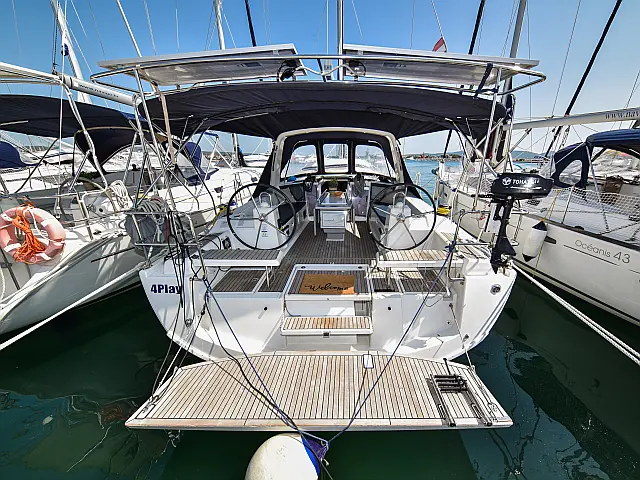 Oceanis 41.1 - [External image]