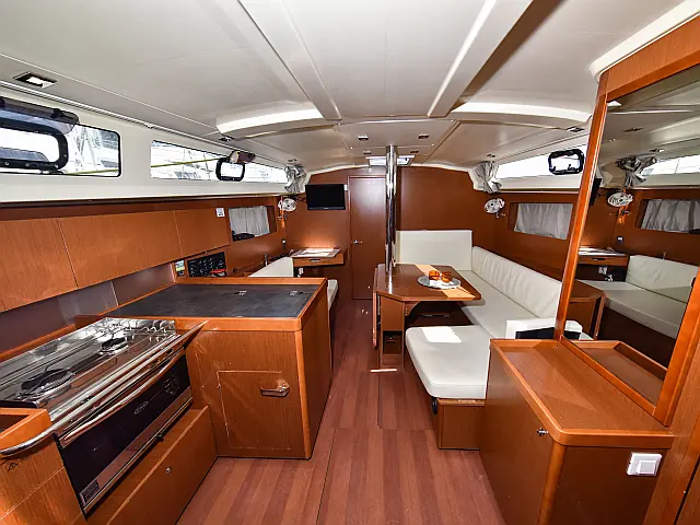 Oceanis 41.1 - [Internal image]