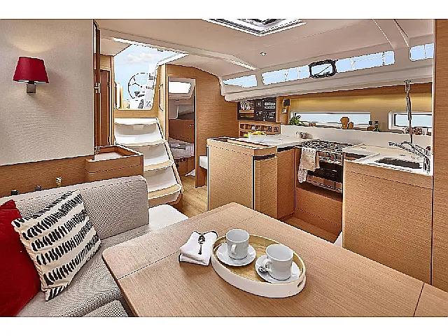 Sun Odyssey 440 - [Internal image]