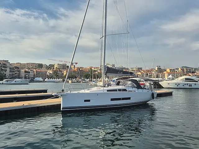 Hanse 360 - 3 cabine - 2 bagni - [External image]