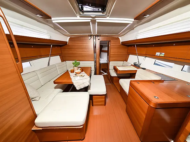 Dufour 410 GL - [Internal image]