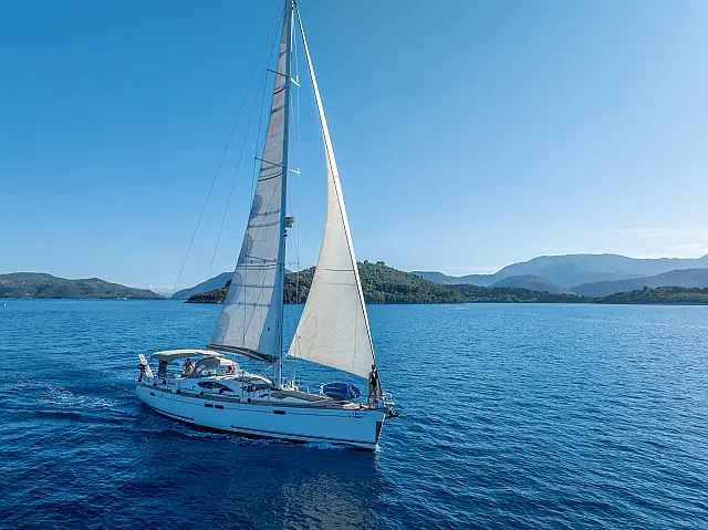 Sun Odyssey 54DS - [External image]