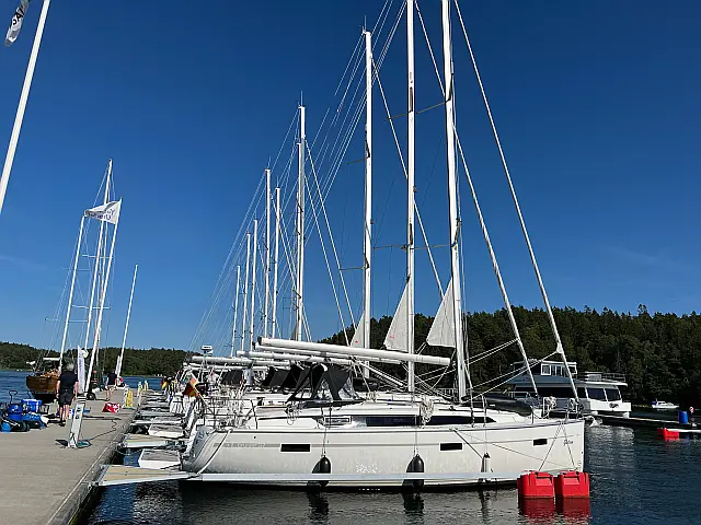 Bavaria Cruiser 37 - [External image]