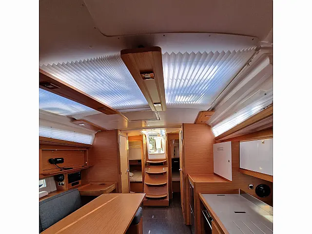 Dufour 390 Grand Large - [Internal image]
