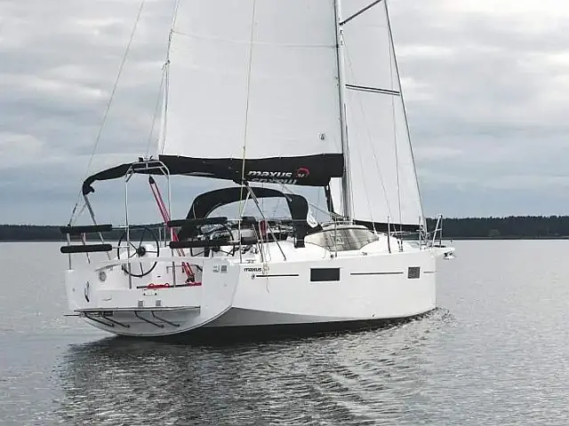 Maxus 34 - [External image]