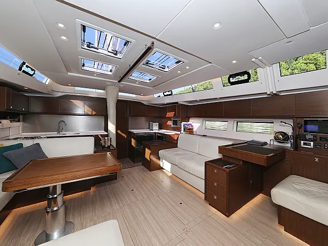 Bavaria Cruiser 57 - [Internal image]