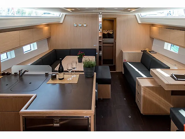 Bavaria C50 - [Internal image]