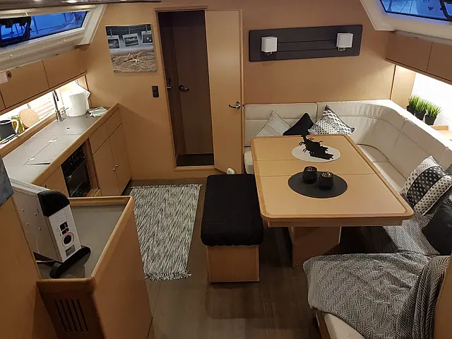 Bavaria 46 - [Internal image]
