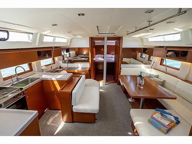 Oceanis 51.1 - [Internal image]