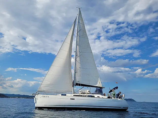 Oceanis 37 - [External image]