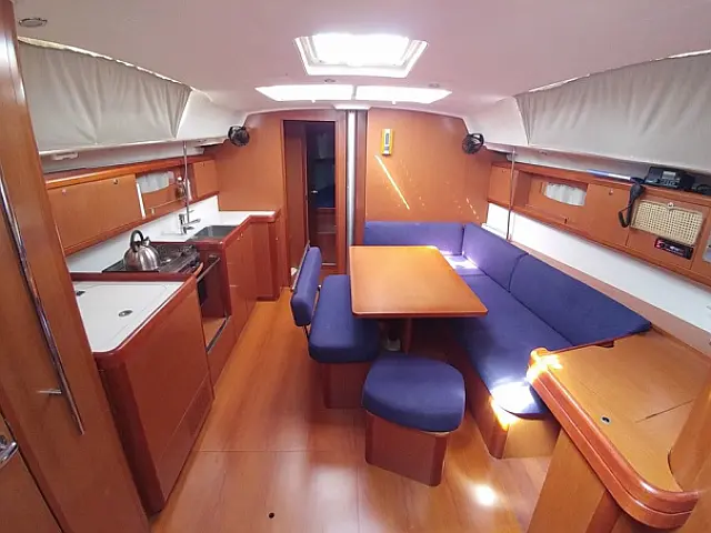 Oceanis 43 - [Internal image]