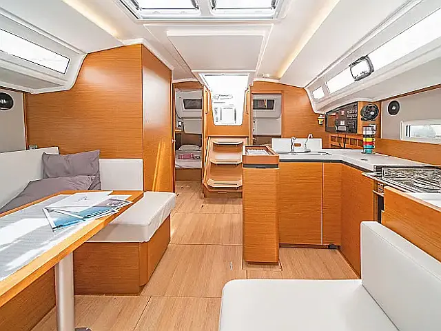 Sun Odyssey 410 - [Internal image]