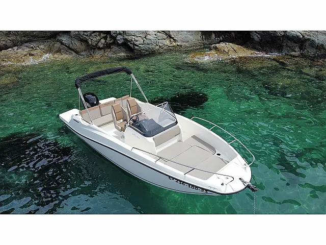 Quicksilver Activ 675 Open - [External image]