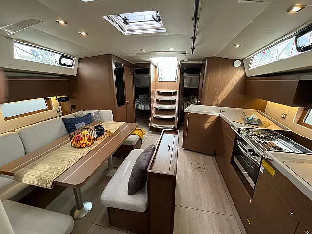 Oceanis 46.1 - 5 cab - [Internal image]