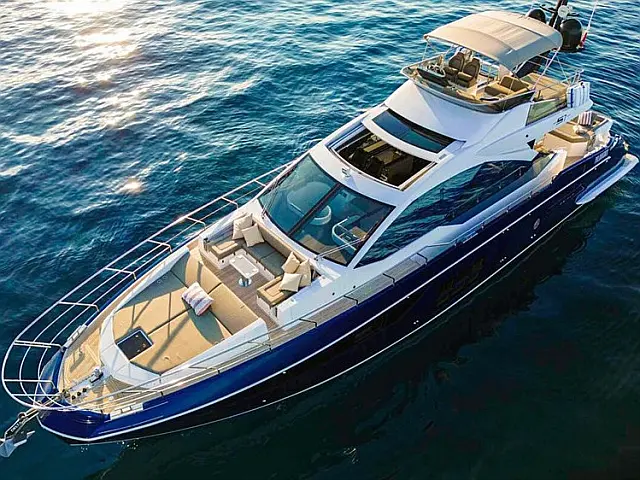 Azimut S7 - [External image]