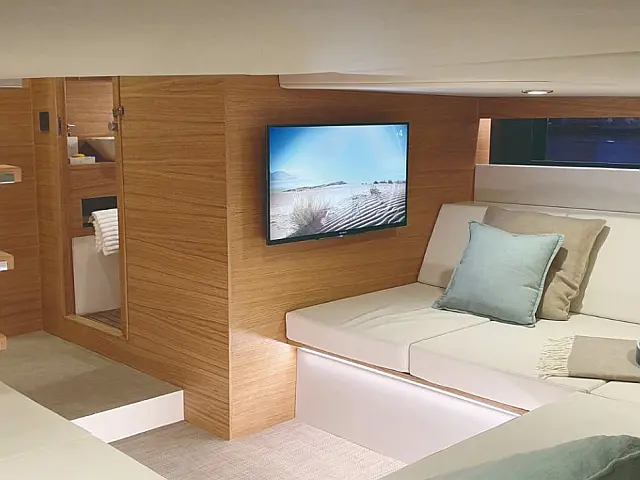 De Antonio D42 Open - [Internal image]