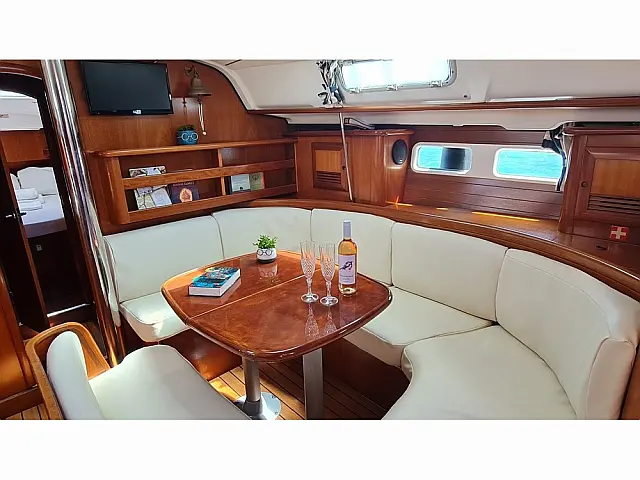Oceanis 411 Clipper - [Internal image]