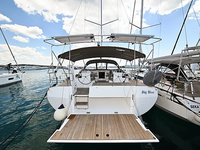 Bavaria C50 - [External image]