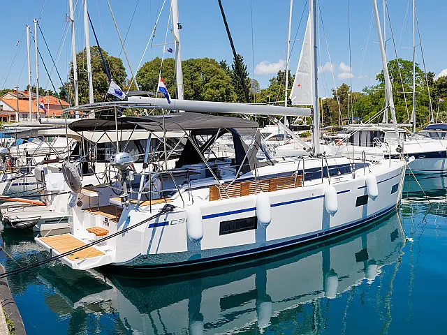  Bvaria C38 (286926 ZD)  - [External image]