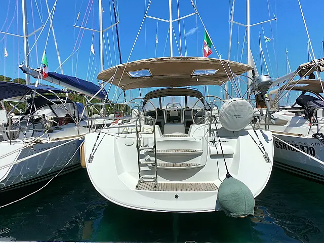Jeanneau Yacht 53 - [External image]