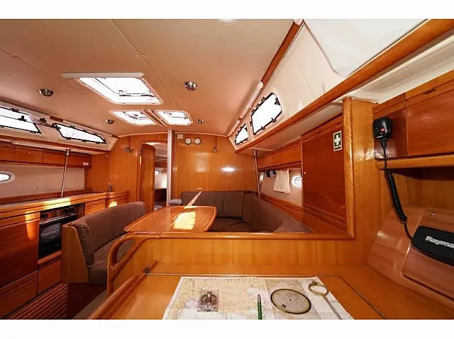 Bavaria 40 Cruiser - [Internal image]